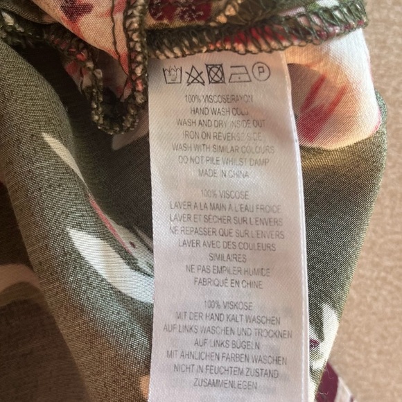 French Connection Lightweight Floriana Floral-Print Maxi Dress Beltes in size 4 - Picture 14 of 16